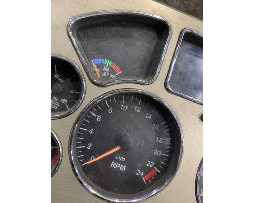 MACK CX613 VISION Instrument Cluster