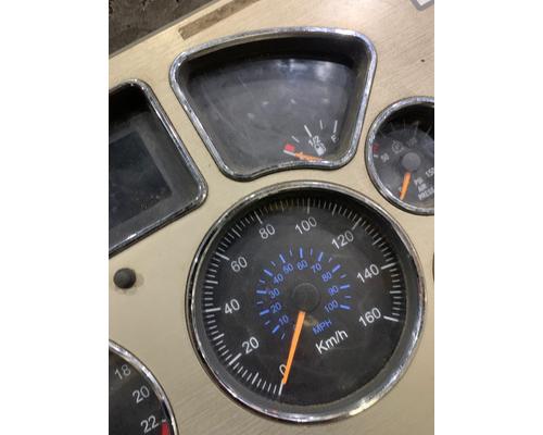 MACK CX613 VISION Instrument Cluster