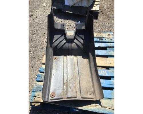 2006-mack-cxn613-fender-extension #1401380