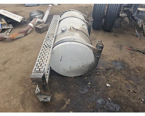 MACK CXN613 Fuel Tank