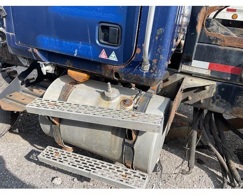 MACK CXN613 Parts Vehicles