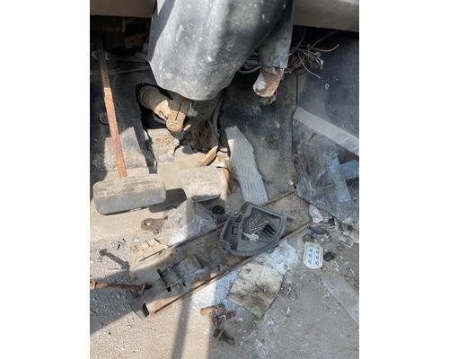 MACK CXN613 Parts Vehicles