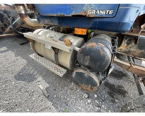 MACK CXN613 Parts Vehicles