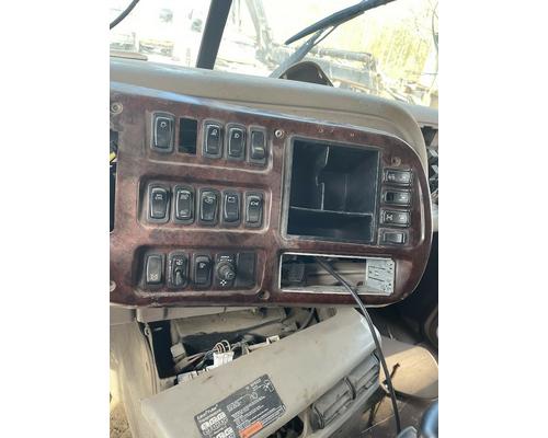 MACK CXN613 Parts Vehicles