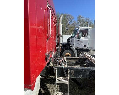 MACK CXN613 Parts Vehicles