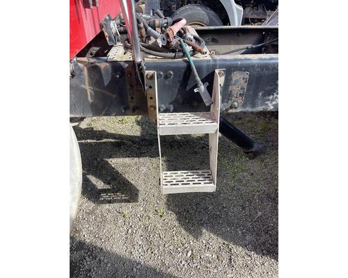 MACK CXN613 Parts Vehicles
