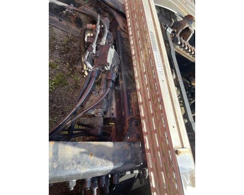 MACK CXN613 Parts Vehicles