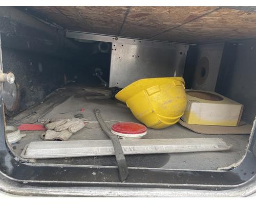 MACK CXN613 Parts Vehicles