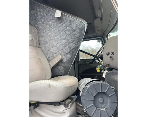 MACK CXN613 Parts Vehicles