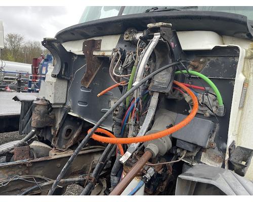 MACK CXN613 Parts Vehicles