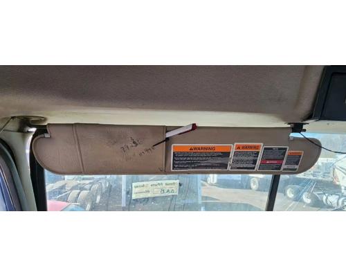 Mack CXN613 Visor #