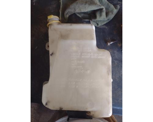 MACK CXN613 Windshield Washer Reservoir