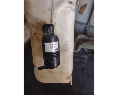 MACK CXN613 Windshield Washer Reservoir