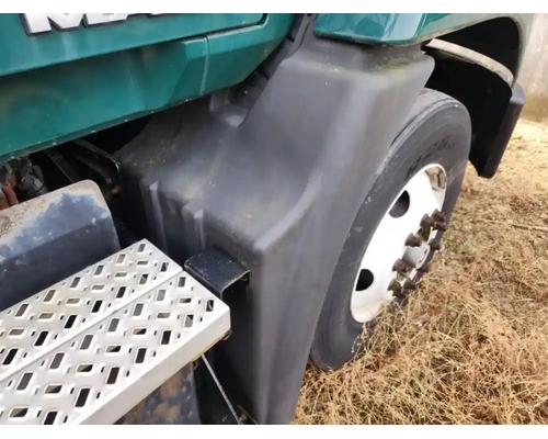  Mack CXU612 Fender Extension #