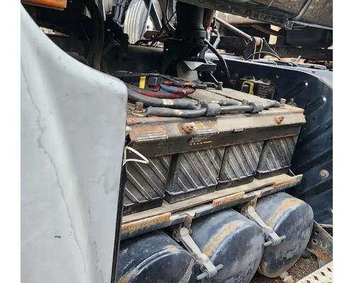 Mack CXU613 Battery Box # Mack CXU613 Battery Box #