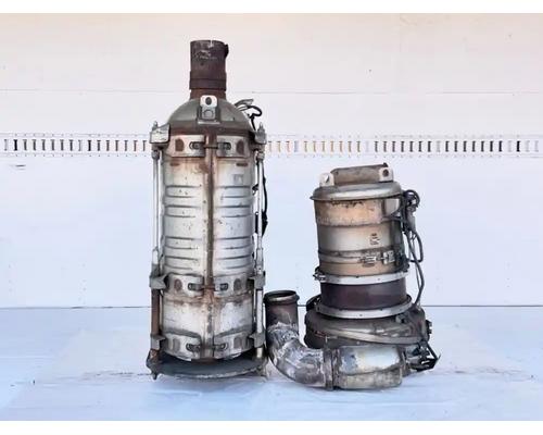  Mack CXU613 DPF - Diesel Particulate Filter #