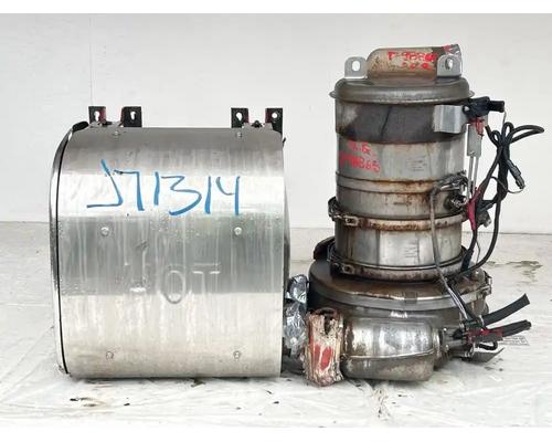  Mack CXU613 DPF - Diesel Particulate Filter #