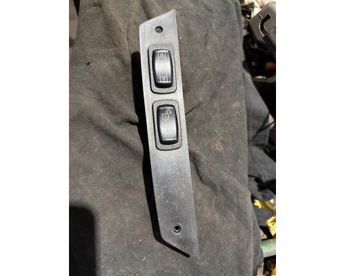 MACK CXU613 Door Electrical Switch