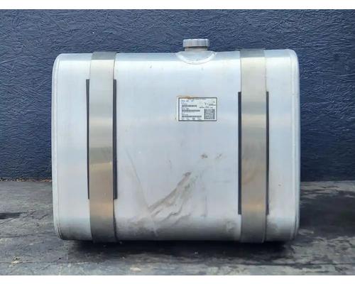 Mack CXU613 Fuel Tank # Mack CXU613 Fuel Tank #