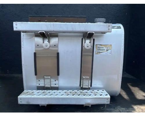 Mack CXU613 Fuel Tank # Mack CXU613 Fuel Tank #