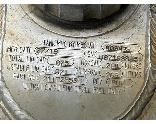  Mack CXU613 Fuel Tank #