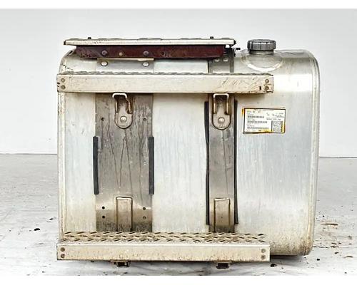 mack-cxu613-fuel-tank #1444906
