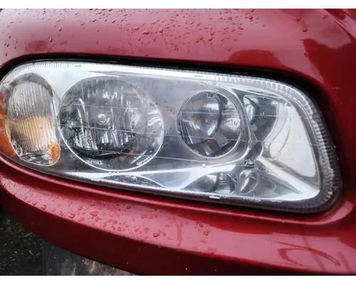 Mack CXU613 Headlamp Assembly # Mack CXU613 Headlamp Assembly #
