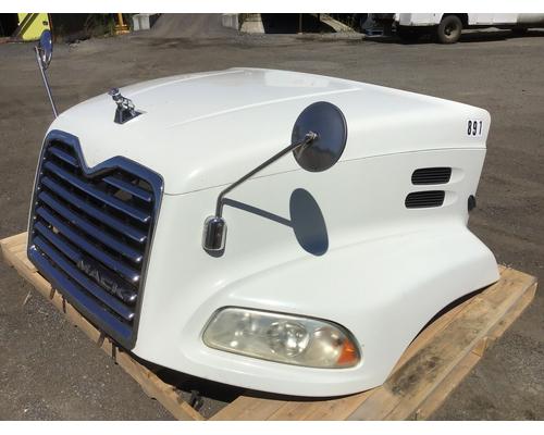 2014-mack-cxu613-hood #1467834