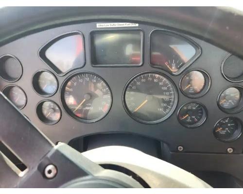  Mack CXU613 Instrument Cluster #