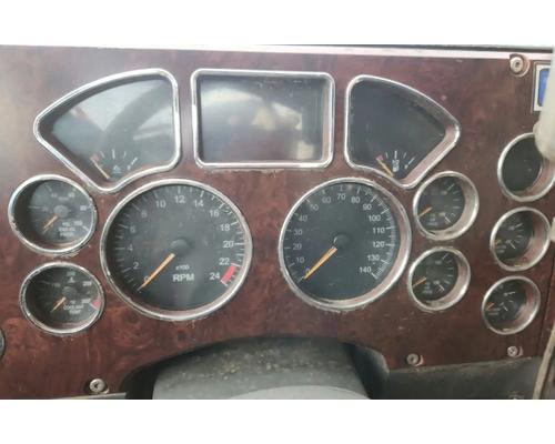  Mack CXU613 Instrument Cluster #