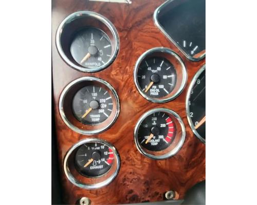  Mack CXU613 Instrument Cluster #