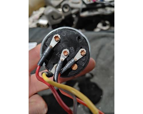 MACK CXU613 Ignition Switch