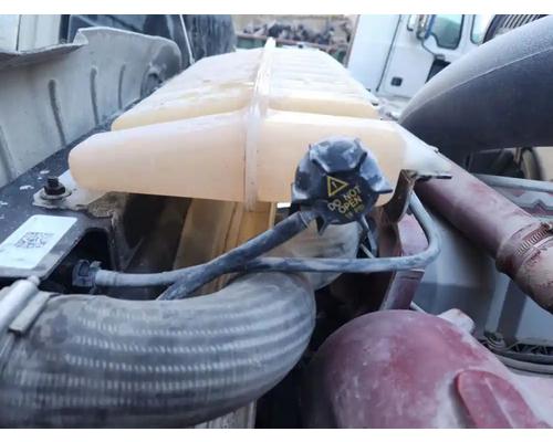 Mack CXU613 Radiator Overflow # Mack CXU613 Radiator Overflow #
