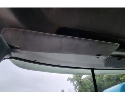 mack-cxu613-visor #1432852