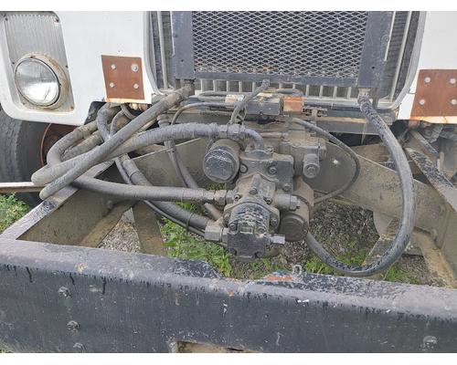 MACK DM686X Complete Vehicle