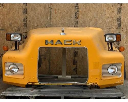  Mack DM688S Hood #
