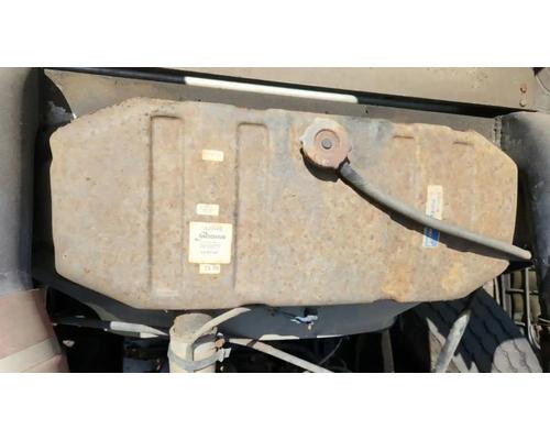 mack-dm688s-radiator-overflow #1351587