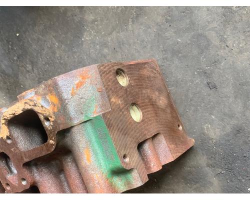 MACK E7 Cylinder Head