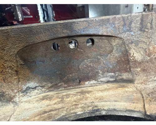 MACK E7 Engine Mounts