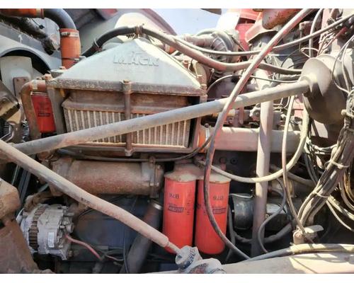  Mack EM6 Engine Assembly #