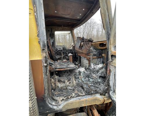 MACK GU813 Parts Vehicles