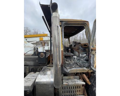 MACK GU813 Parts Vehicles