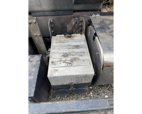 MACK GU813 Parts Vehicles