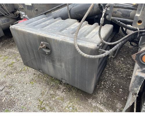 MACK GU813 Parts Vehicles