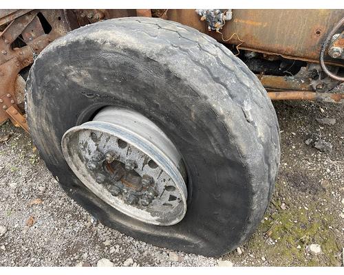 MACK GU813 Parts Vehicles