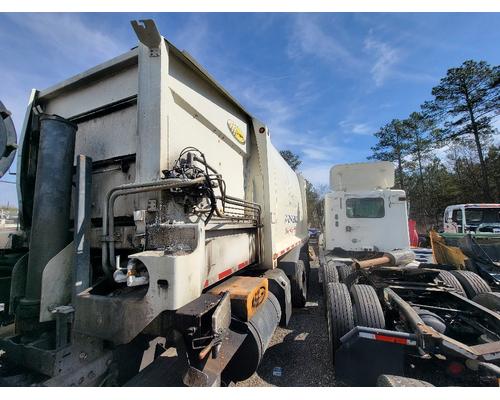 2010 MACK LE613 CYLINDER (BLADE) For Sale by Crest Truck Parts