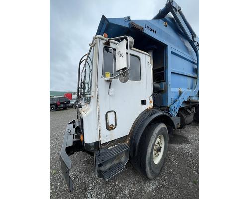 MACK MR688S Consignment sale