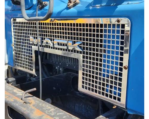 mack-mr688s-grille #1344124