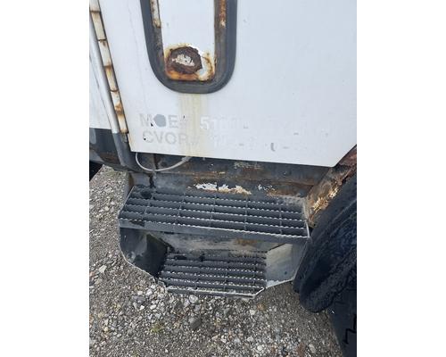 MACK MR688S Parts Vehicles