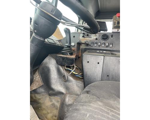 MACK MR688S Parts Vehicles